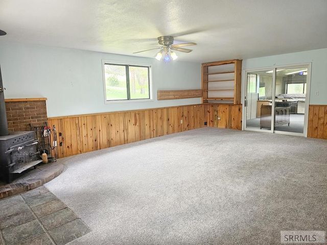 5 Riggan Ln, Salmon, ID 83467