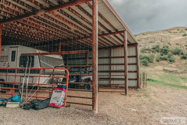 5 Riggan Ln, Salmon, ID 83467