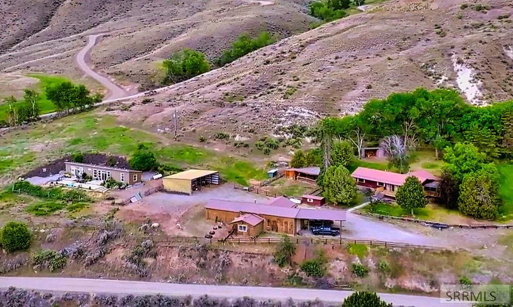 5 Riggan Ln, Salmon, ID 83467