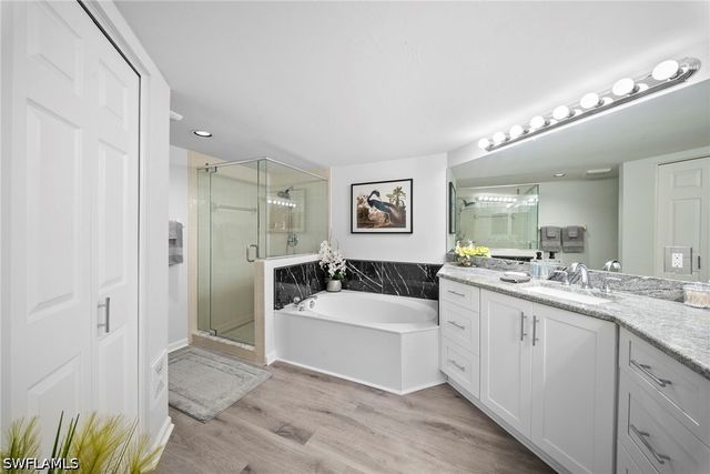 4250 Lake Forest DR 311, Bonita Springs, FL 34134