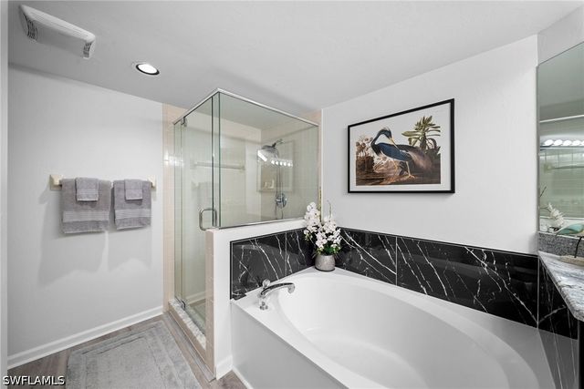 4250 Lake Forest DR 311, Bonita Springs, FL 34134