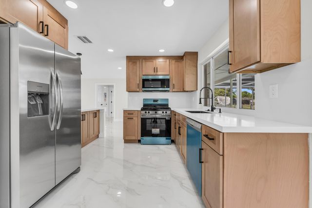 9351 NW 20th Place, Sunrise, FL 33322