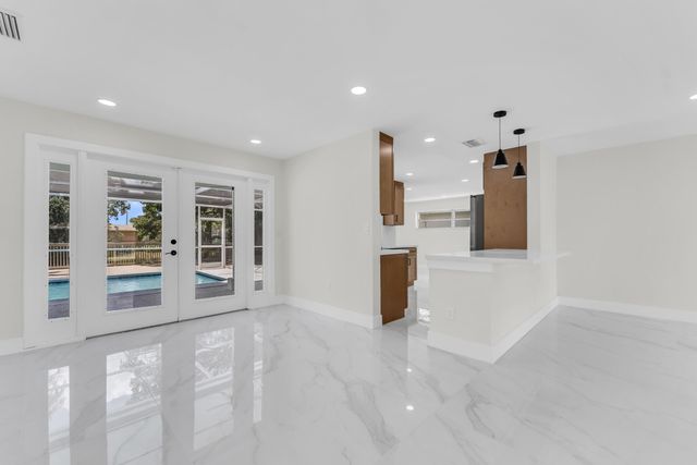 9351 NW 20th Place, Sunrise, FL 33322