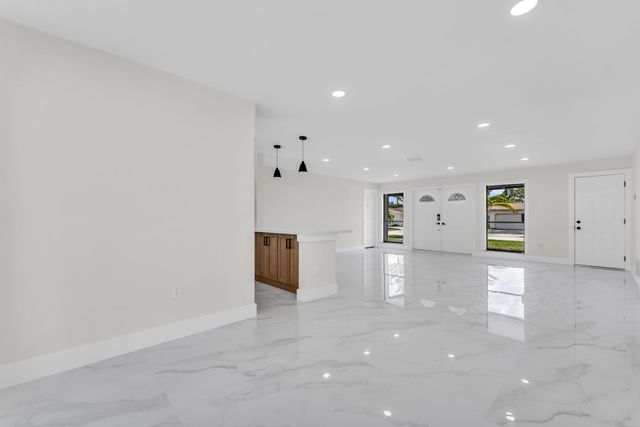 9351 NW 20th Place, Sunrise, FL 33322