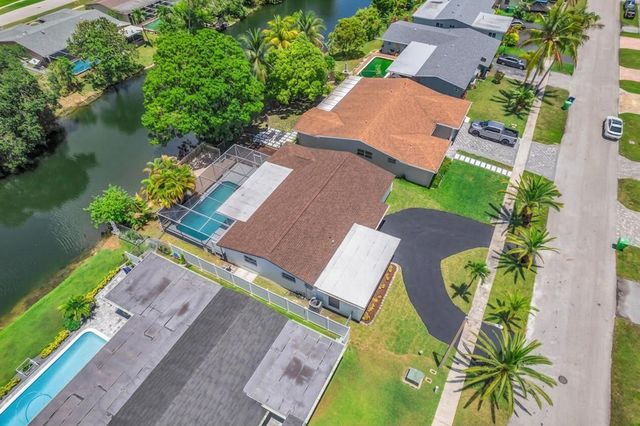 9351 NW 20th Place, Sunrise, FL 33322