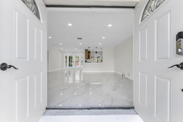 9351 NW 20th Place, Sunrise, FL 33322