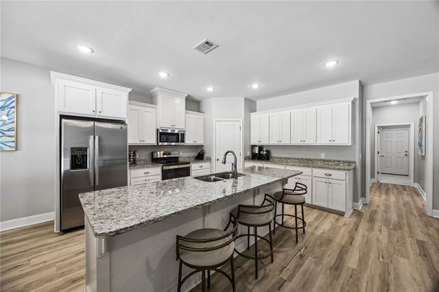 611 Victorias Circle, St Marys, GA 31558