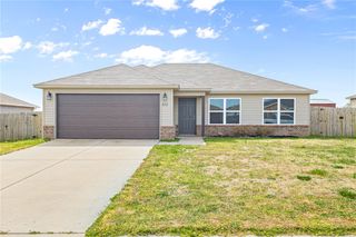 817 NW 67th Avenue, Bentonville, AR 72713