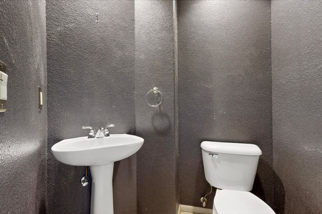 10801 Chicobush Drive NW, Albuquerque, NM 87114