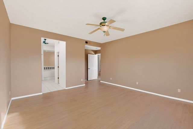 10801 Chicobush Drive NW, Albuquerque, NM 87114