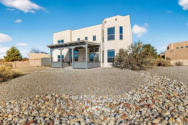 10801 Chicobush Drive NW, Albuquerque, NM 87114