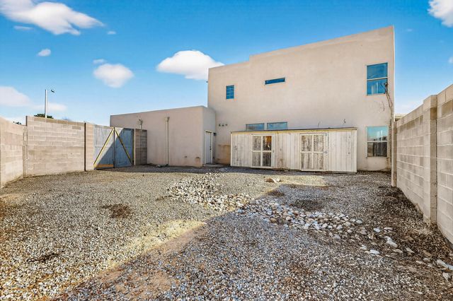 10801 Chicobush Drive NW, Albuquerque, NM 87114