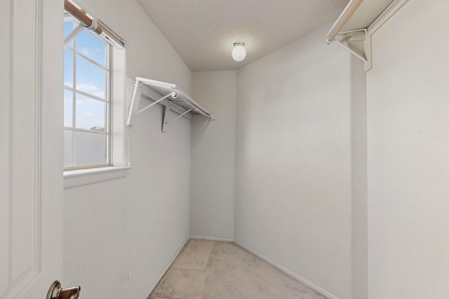 10801 Chicobush Drive NW, Albuquerque, NM 87114