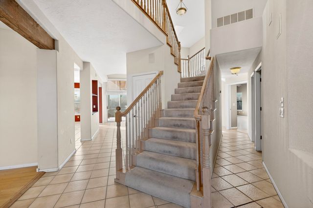 10801 Chicobush Drive NW, Albuquerque, NM 87114