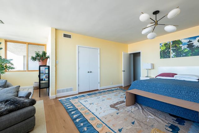 600 Alcalde Place SW 7C, Albuquerque, NM 87104