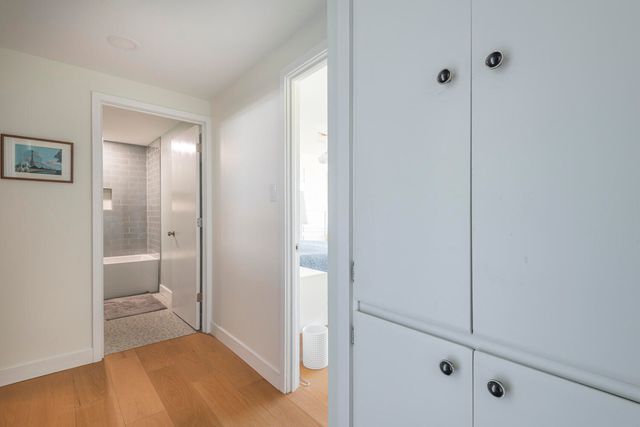 600 Alcalde Place SW 7C, Albuquerque, NM 87104