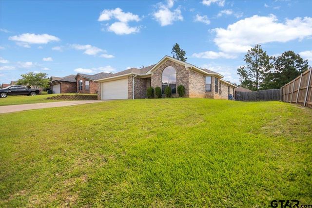 5832 Mustang Trail, Tyler, TX 75707