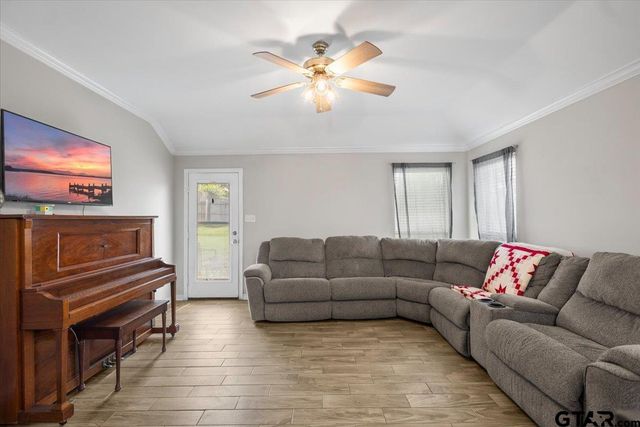 5832 Mustang Trail, Tyler, TX 75707