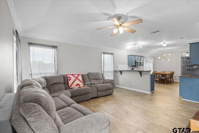 5832 Mustang Trail, Tyler, TX 75707