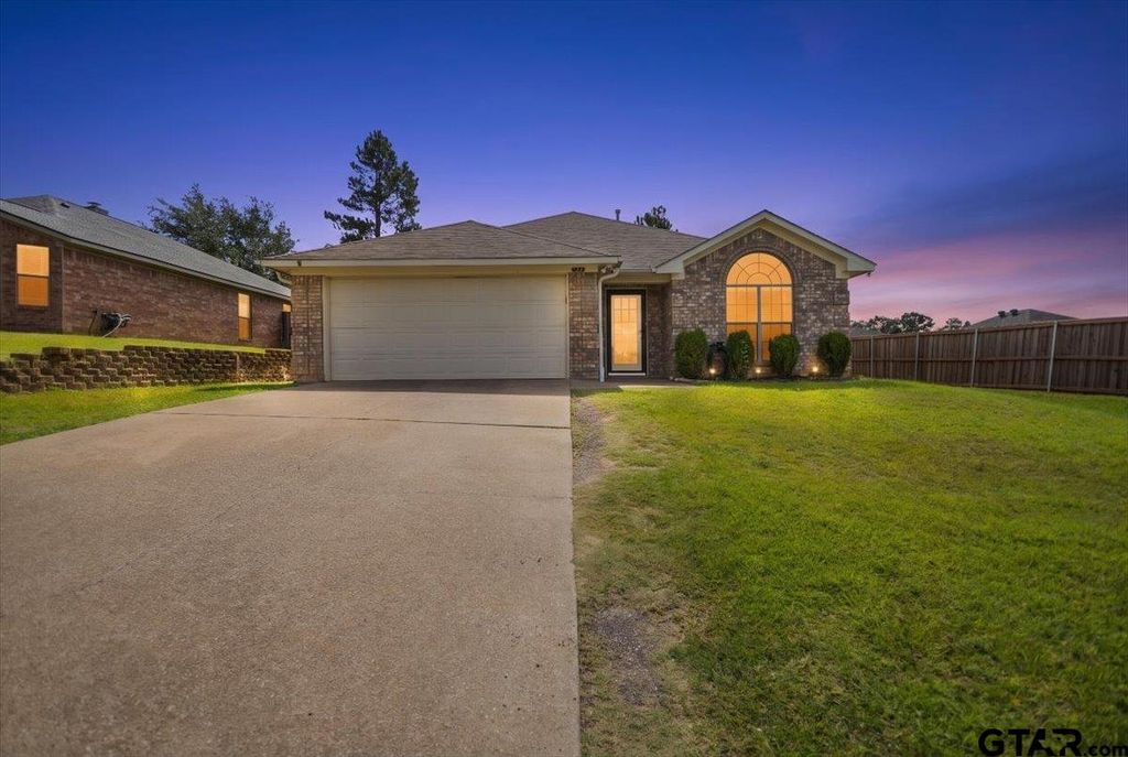 5832 Mustang Trail, Tyler, TX 75707