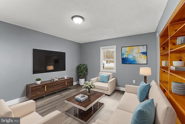 200 W BUCKSHUTEM RD, Millville, NJ 08332