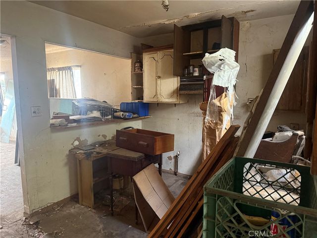 2927 Asbury, Los Angeles, CA 90065