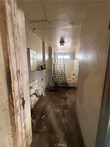 2927 Asbury, Los Angeles, CA 90065