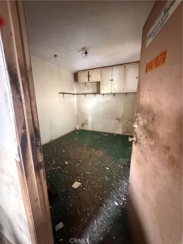 2927 Asbury, Los Angeles, CA 90065