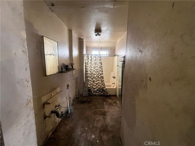 2927 Asbury, Los Angeles, CA 90065