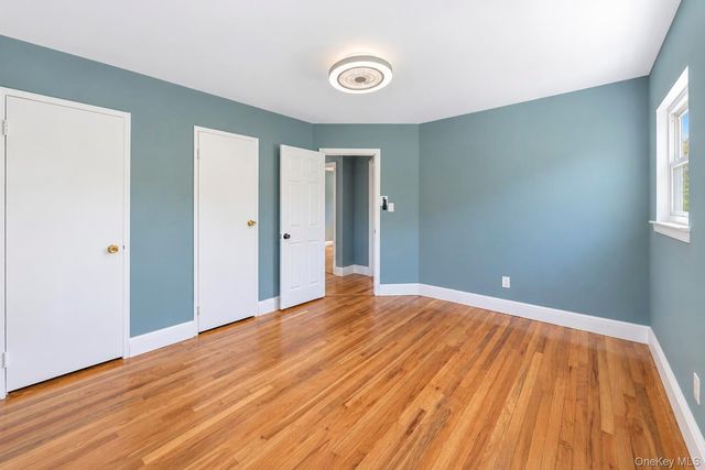 16 Berkeley Avenue, Selden, NY 11784