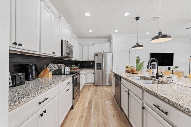 1974 MAJORCA DRIVE, Kissimmee, FL 34747