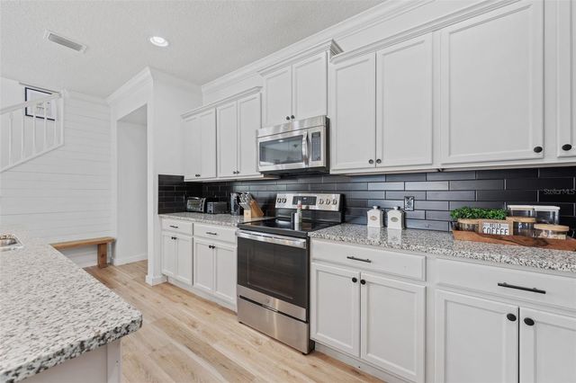 1974 MAJORCA DRIVE, Kissimmee, FL 34747
