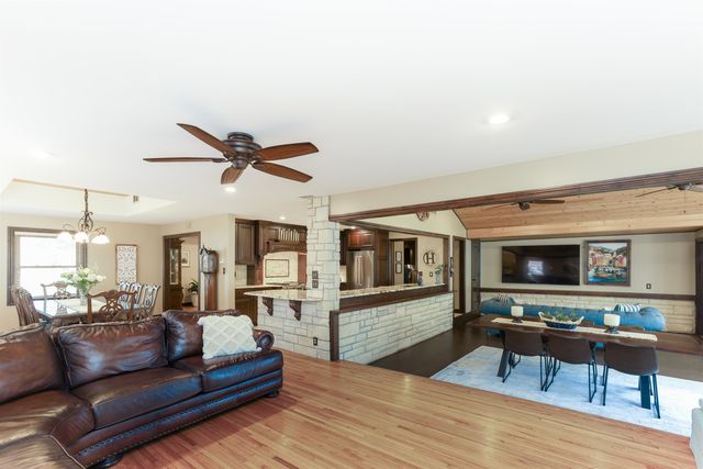 21 N Laurel Dr, Wichita, KS 67206