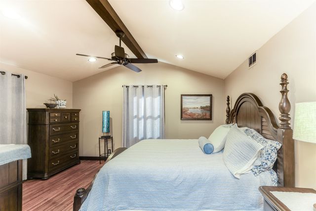 21 N Laurel Dr, Wichita, KS 67206