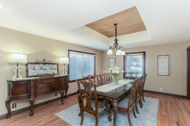 21 N Laurel Dr, Wichita, KS 67206