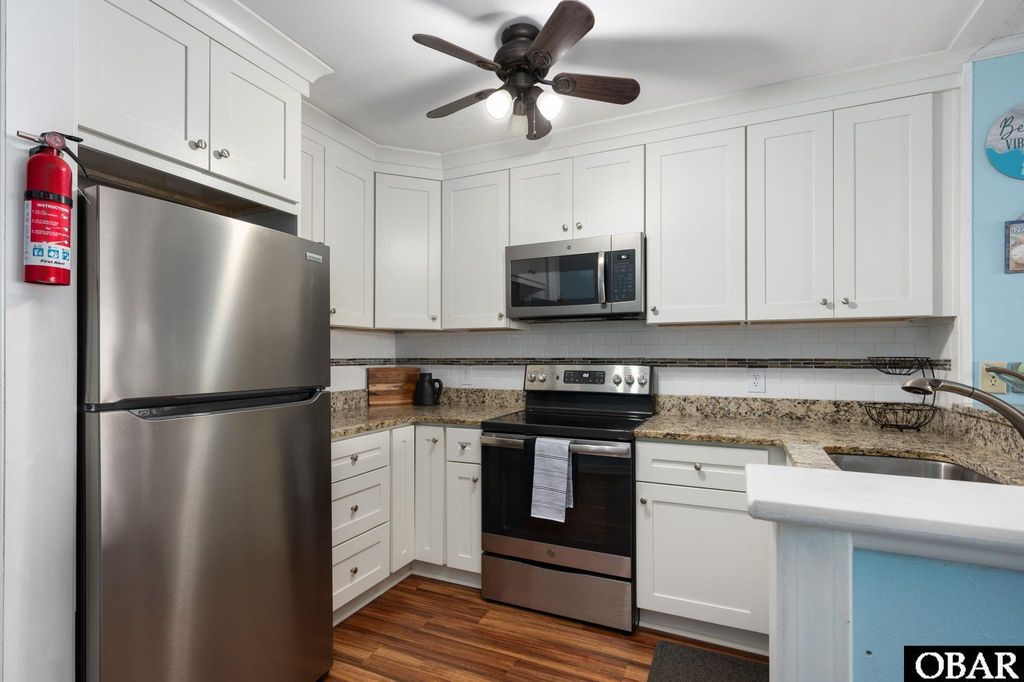 Image 7 of property listing at 5515 S Virginia Dare Trl Unit B-1, Nags Head, NC 27959