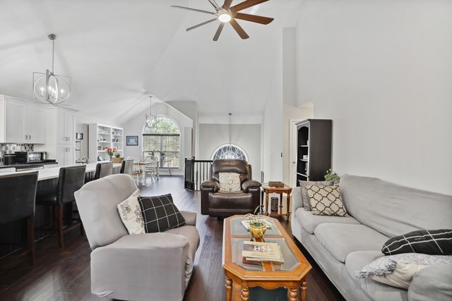 532 Strudwick Dr, Goodlettsville, TN 37072