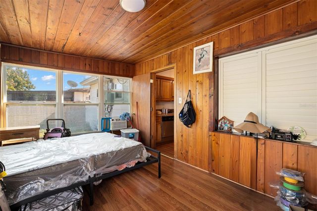 1349 YOUNG AVENUE, Clearwater, FL 33756