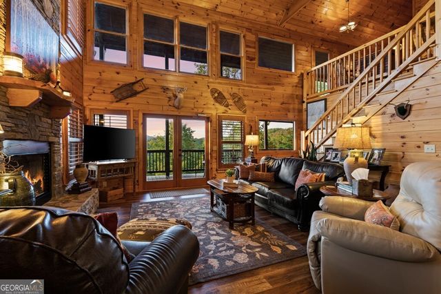 115 Mountain High Drive, Mineral Bluff, GA 30559