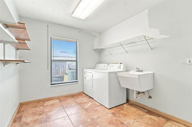 3006 ANNEZ WAY, Debary, FL 32713