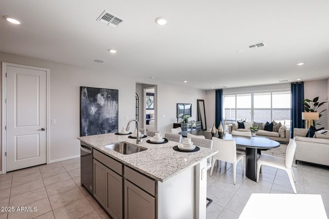 17948 W CAMINO DE ORO Drive, Surprise, AZ 85387