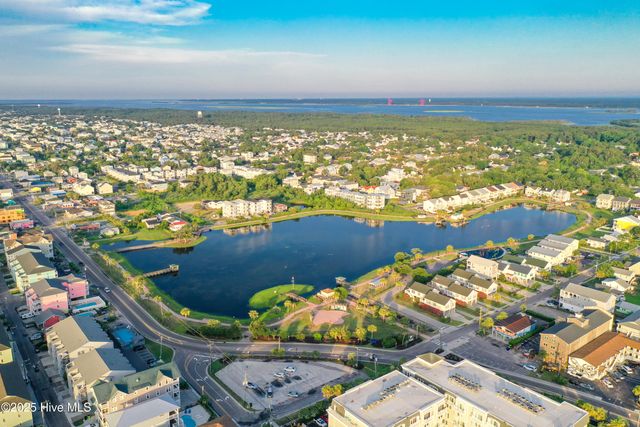 1522 Snapper Lane, Carolina Beach, NC 28428