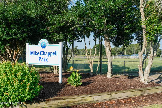 1522 Snapper Lane, Carolina Beach, NC 28428