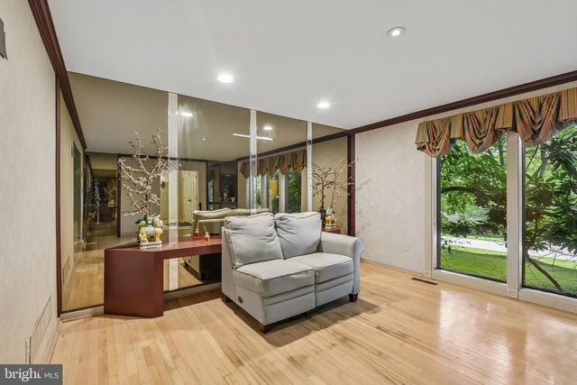 11112 VALLEY HEIGHTS DR, Owings Mills, MD 21117