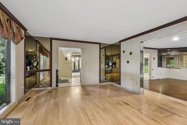 11112 VALLEY HEIGHTS DR, Owings Mills, MD 21117