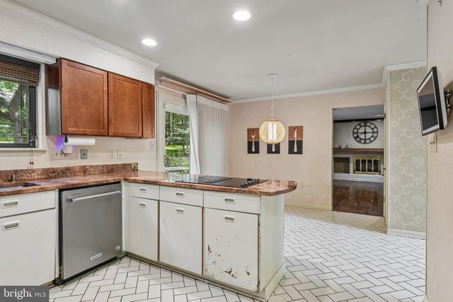 11112 VALLEY HEIGHTS DR, Owings Mills, MD 21117