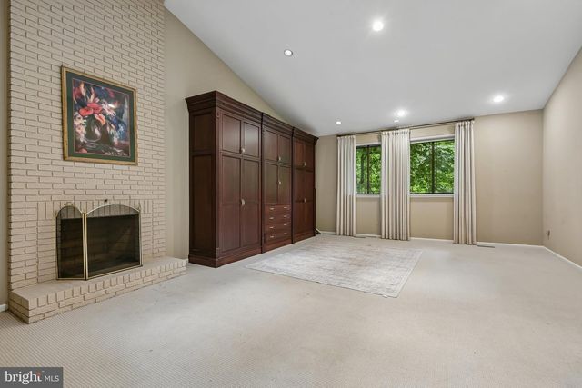 11112 VALLEY HEIGHTS DR, Owings Mills, MD 21117