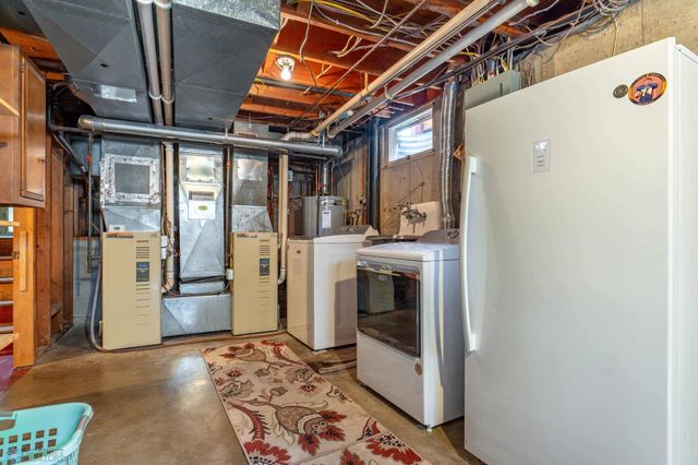 2925 Edgewood Drive N, Fargo, ND 58102