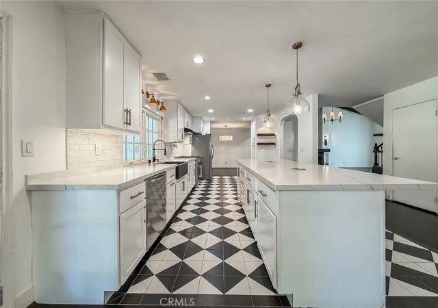 3301 Blue Ridge Court, Thousand Oaks, CA 91362