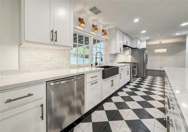 3301 Blue Ridge Court, Thousand Oaks, CA 91362